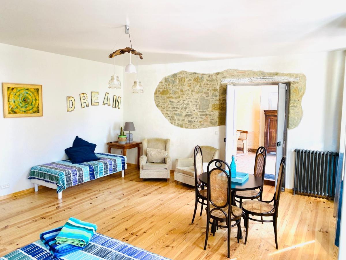 Chambres D'Hotes Domaine Saint-Joly Lasbordes Dış mekan fotoğraf